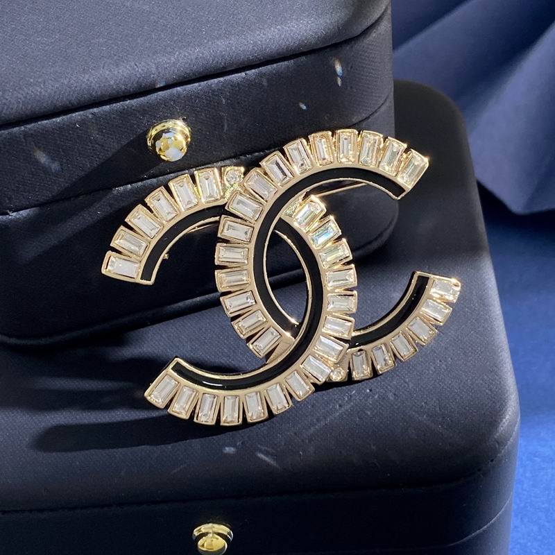 Chanel Brooch 04yxs91